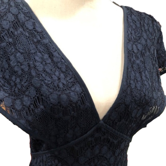 ANTHROPOLOGIE Foxiedox Clarinda Navy Lace Dress, Size Medium - Picture 5 of 16